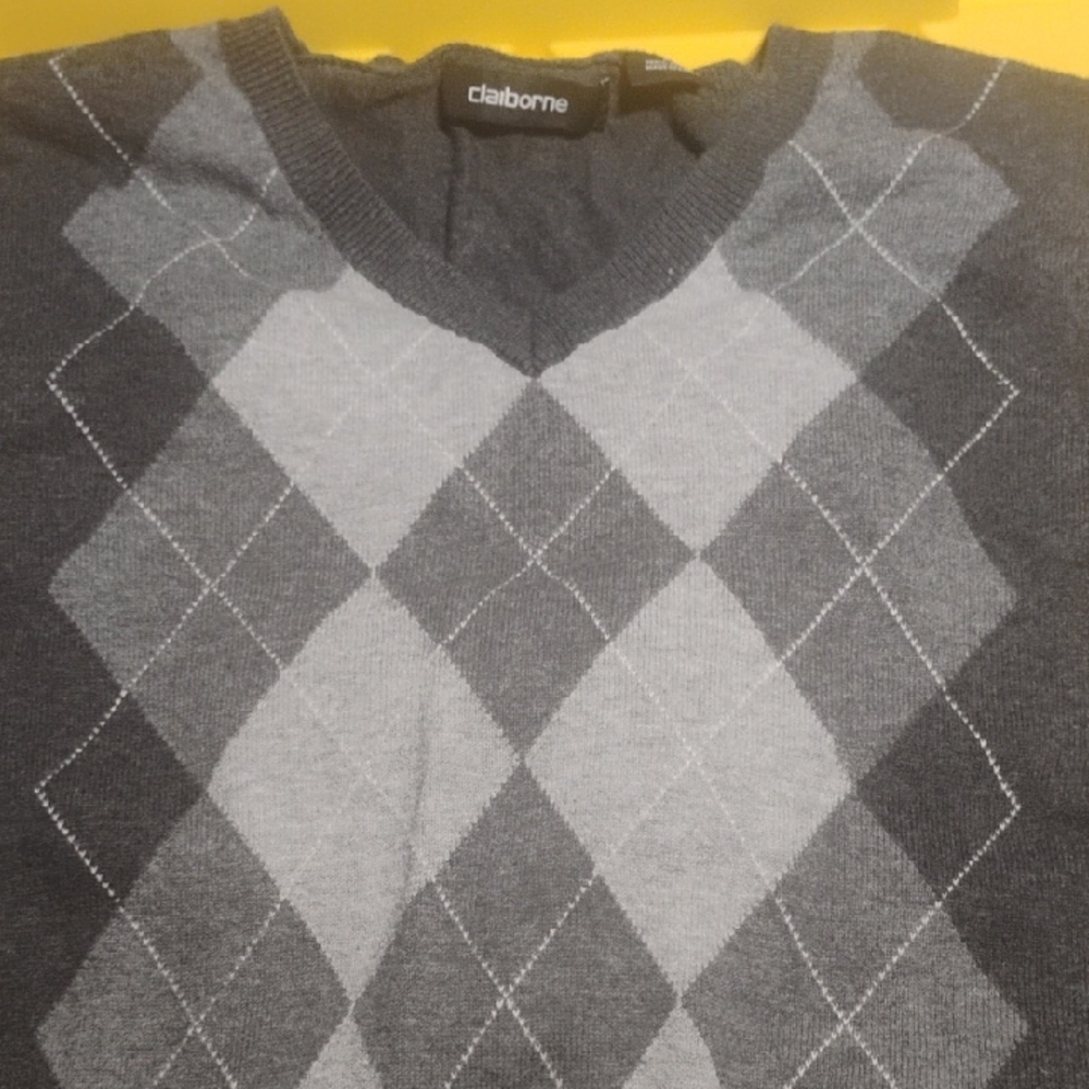 Claiborne Charcoal and Light Gray Argyle V-Neck Sweater